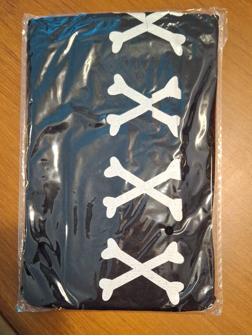 Black With White Crossbones Thigh-High Socks